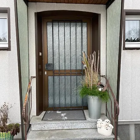 Guntia Apartment Mit Gartenzugang + Terasse 아파트 군즈부르크